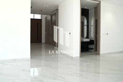 Single Row | Premium 4BR Villa | Ideal Location