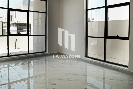 Single Row | Premium 4BR Villa | Ideal Location