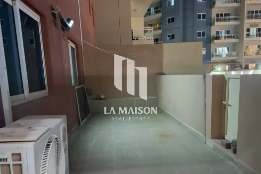 Fully Renovated | Extra Bedroom + M | Terrace