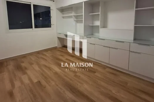 Fully Renovated | Extra Bedroom + M | Terrace