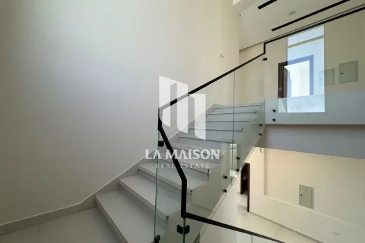 Premium Finishes | Maid/Majlis Room | 5 Bedrooms