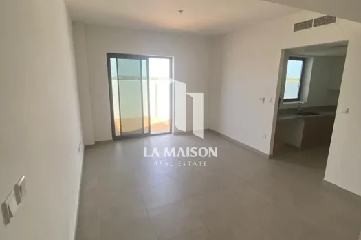 Single Row | 3BR + M | Lake View | Private Garden