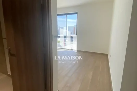 Single Row | 3BR + M | Lake View | Private Garden