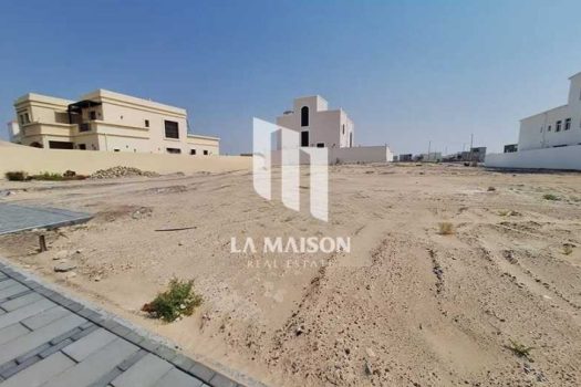 Huge Single Row Plot | Prime Location| Residential