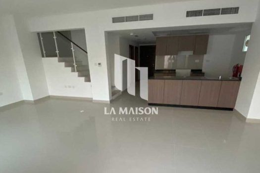 Corner | Big Plot | 5BR Villa + M | Upgraded