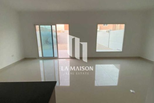 Corner | Big Plot | 5BR Villa + M | Upgraded