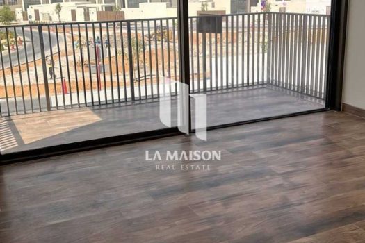 Waterfront Villa | Single Row | Brand New 5BR + M