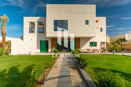 Luxury Villa | Pool | Single Row | Fully Furnished