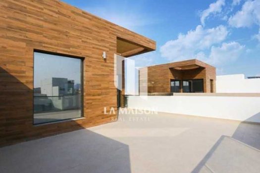 Premium Villa | 5BR + M | Single Row | Corner