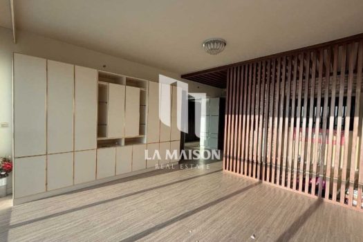 Modern | Spacious | Renovated | Vacant | Sea View