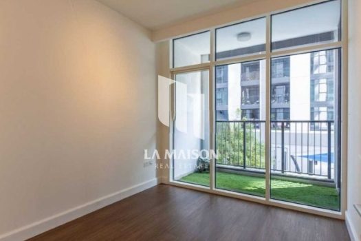 Ready to move | Balcony | Prime Location | Book it