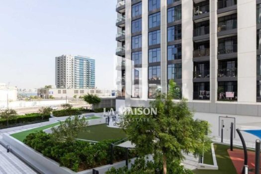 Ready to move | Balcony | Prime Location | Book it