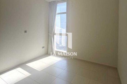 Cozy 2BR Layout | Balcony | Ready to move in