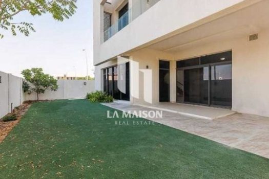 Single Row | Corner | Maid Room | Ready to move