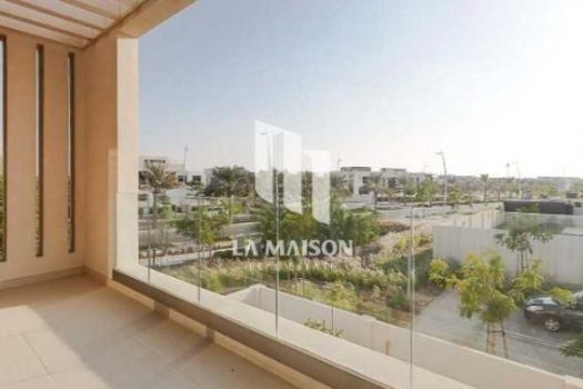 Single Row | Corner | Maid Room | Ready to move