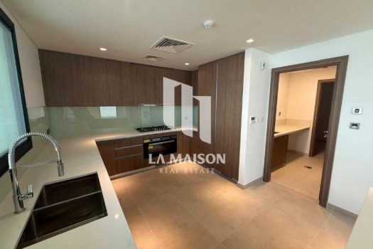 Corner | 4BR + M | Prime Location | Ready to move