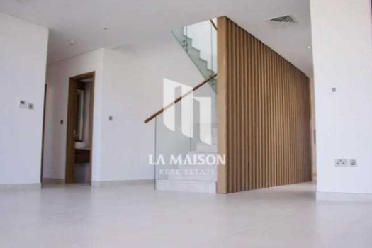 No Service Charge | Prime Location | 5BR + M Villa