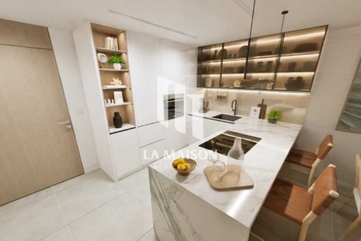 Prime Location | Beach access | Spacious Layout