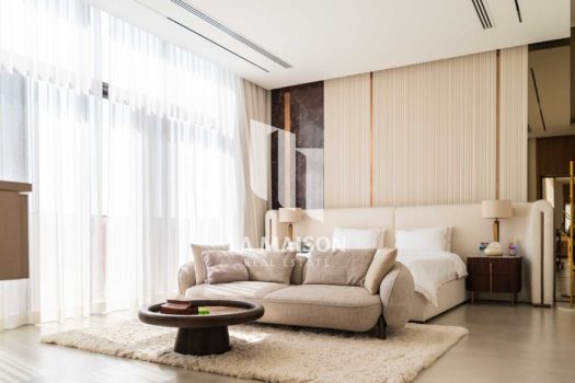 Single Row | Elevator | Driver/Maid Room | Luxury