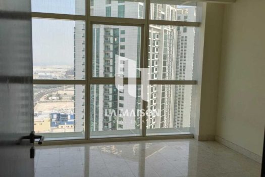 High Floor | Canal View | Ready to move in